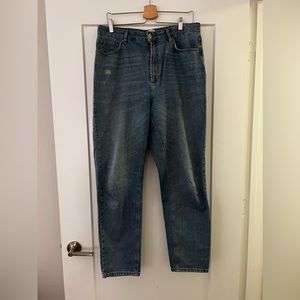 BDG (Urban Outfitters) Mom jeans in medium wash